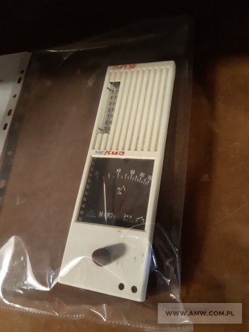 Sprzęt elektroniczny - pakiet zawierający 144 poz. asort. (wg oddzielnego wykazu), w tym m.in.: notebooki (bez dysków twardych), telefony, multimetry itp. 